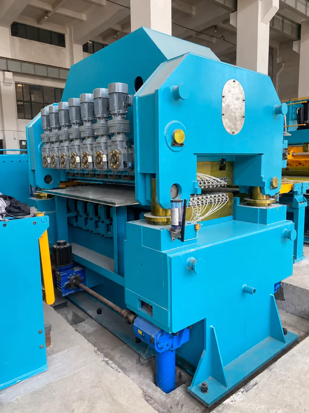 Precision leveler